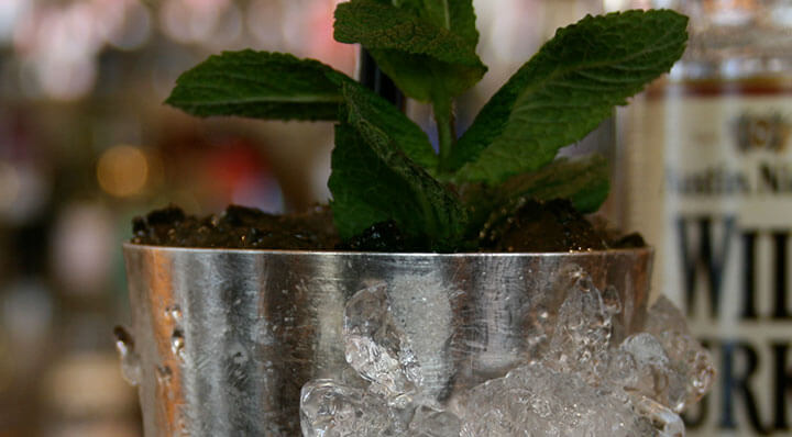 Georgia Mint Julep - Cocktail sous videCocktail Georgia Mint Andreastill