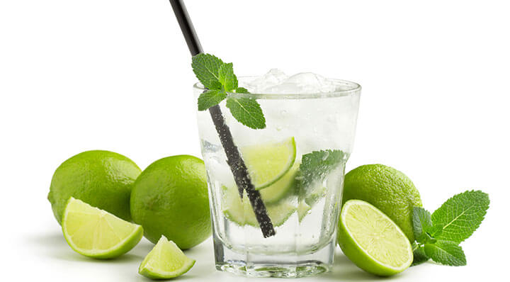 Sous Vide Infused MojitoRum Moijoto Rezept Esizabethkearney Fotolia 66261746